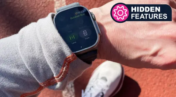 Une Apple Watch affiche l'option "Outdoor Run" pour une course à pied. La montre est portée au poignet, prête pour l'activité.