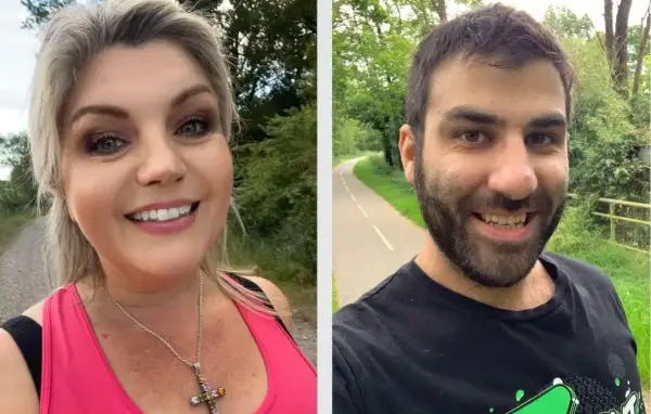 Deux sourires radieux sur un chemin de campagne. Elle, en rose, avec un collier croix. Lui, en noir, sur une route bordée d'arbres. 10000 pas en temps.